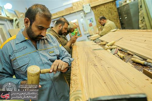 Engraving on Wood Division in the Holy Shrine of Imam Ali (PBUH) Participates in the Local and International Fairs. 