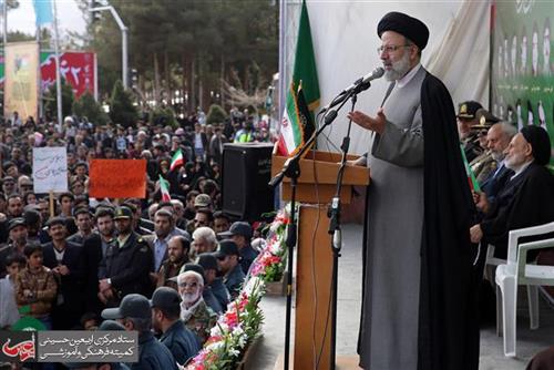 “February 11th Is the Manifestation of Continuing the Path of the Imam (R.A.) and the Bright Ideals of the Islamic Revolution”