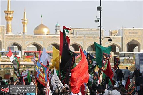 Iraqi On-Foot Pilgrims Visit Mashhad. 