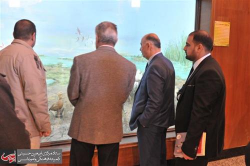 A delegation from the al-Kafeel Museum of Treasures and Manuscripts visits the Museum of Natural History in Baghdad.