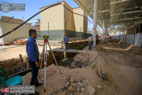 The Staffs of the Holy Shrine of Imam Ali (PBUH) Continue Constructing al-Rasool al-Atham Courtyard. 