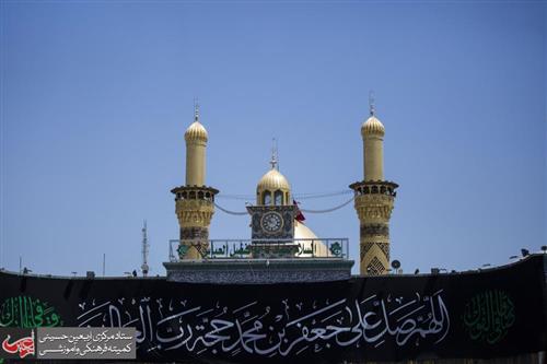  A huge banner of condolence on the Qibla gate of the shrine of Aba al-Fadl al-Abbas (PBUH) on the martyrdom anniversary of Imam as-Sadeq (PBUH).